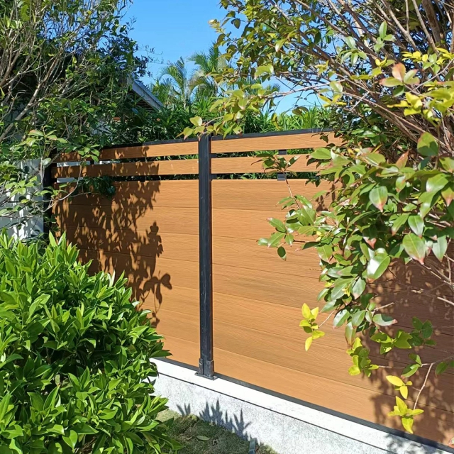 Vallas WPC Necowood para Proyectos Municipales de Madrid